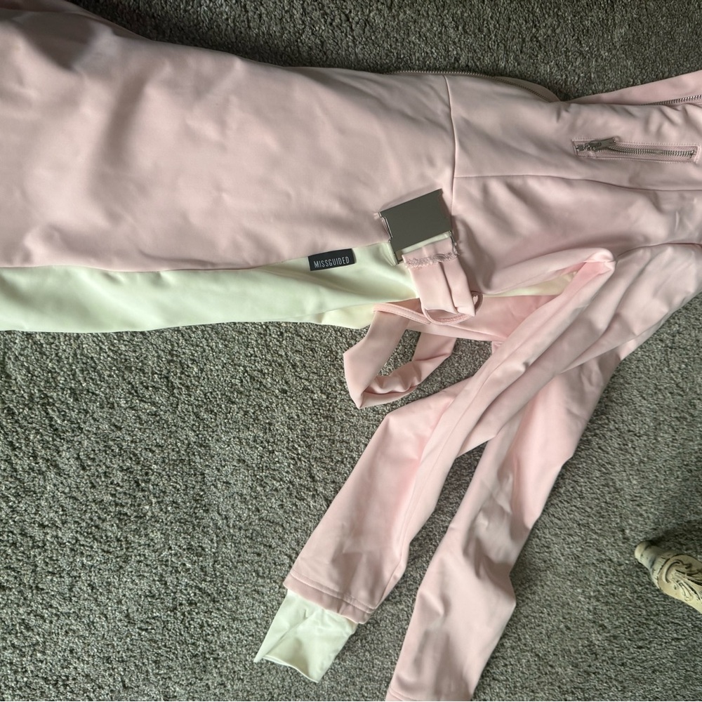 Missguided Ski Suit - Picture 2 of 3
